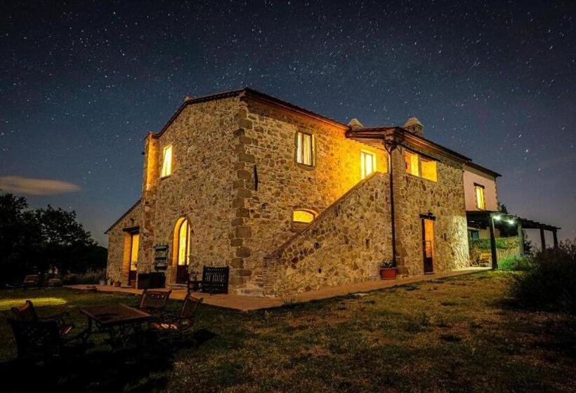 Семейный Номер Вид на Сад, Agriturismo Poggio Monte Saturnia