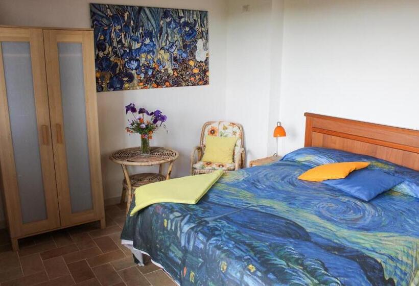Дом 3 Спальни, Agriturismo Poggio Monte Saturnia