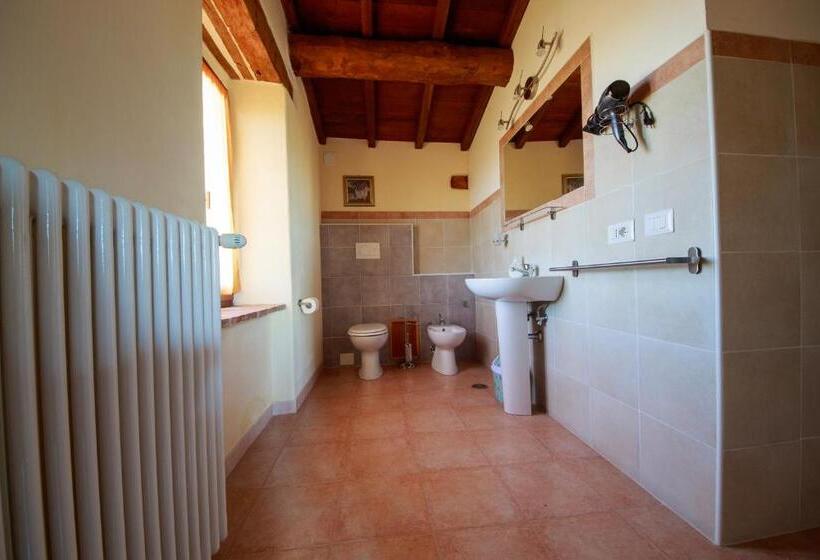 Номер Стандарт, Agriturismo Poggio Monte Saturnia