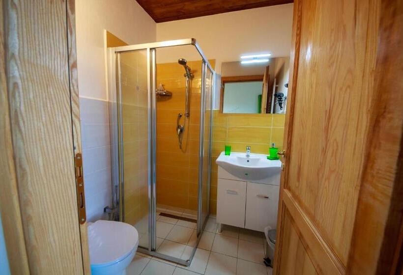 Номер Стандарт Вид на Сад, Agriturismo Poggio Monte Saturnia