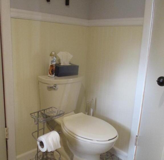 Дом 1 Спальня, The Best! Gorgeous Cabin W Antiques For 2, Near Princeton  I 77