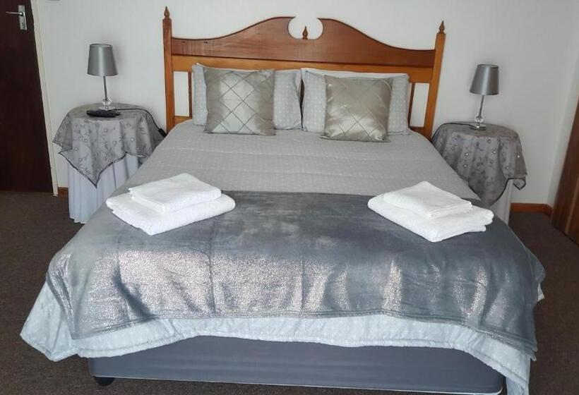 Номер Стандарт, Karoo View Guesthouse Cradock
