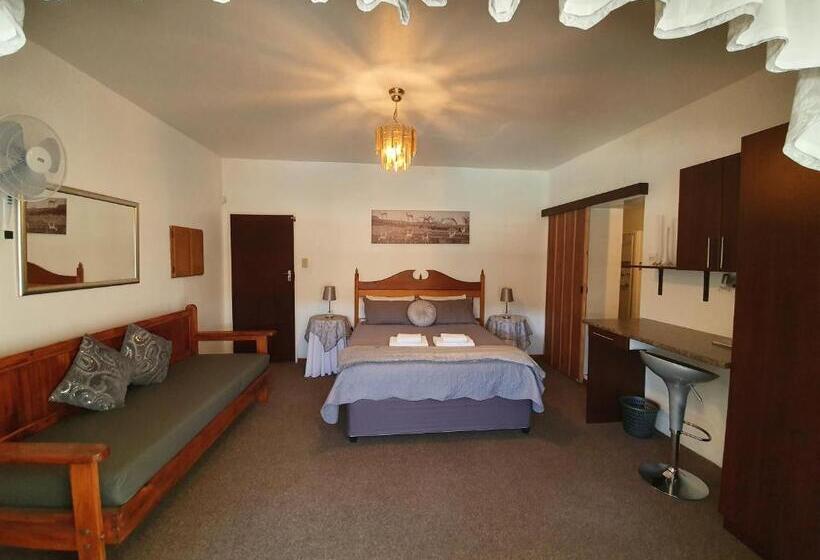 Номер Стандарт, Karoo View Guesthouse Cradock