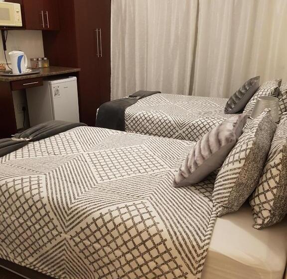 Номер Deluxe, Karoo View Guesthouse Cradock
