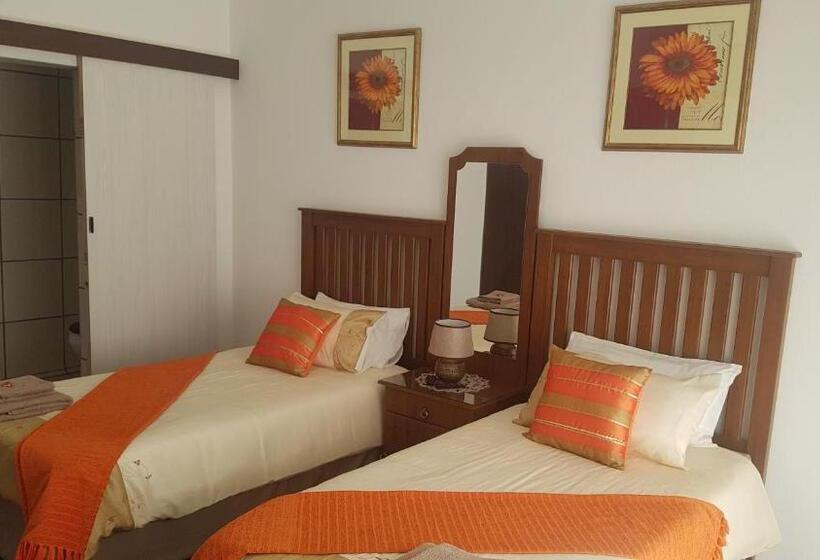 Номер Стандарт, Karoo View Guesthouse Cradock