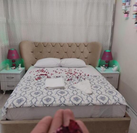 Семейный Номер, Saydam Otel
