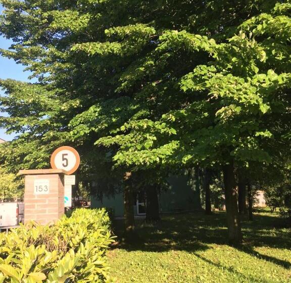 اتاق استاندارد, B&b Jois