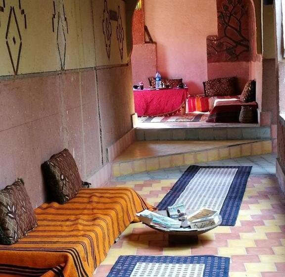 Family Suite, Riad Berbère Boutaghrar