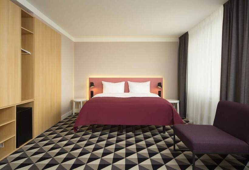 Номер Superior, Azimut Hotel Astrakhan