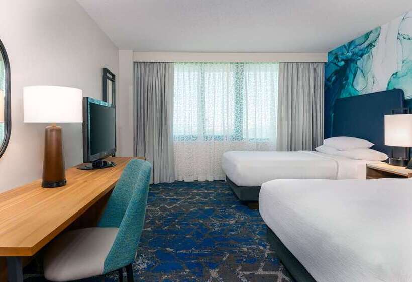 Люкс, Embassy Suites By Hilton At Hot Springs Convention Center