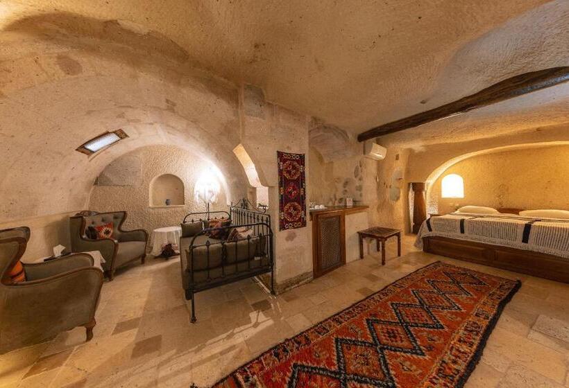 Полулюкс, Cappadocia Cave Suites