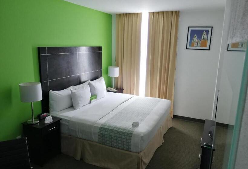 اتاق استاندارد با تخت بزرگ, La Quinta By Wyndham Puebla Palmas Angelopolis