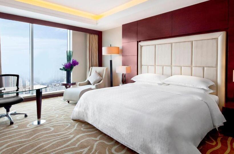 اتاق لوکس با تخت بزرگ, Sheraton Shanghai Hongkou