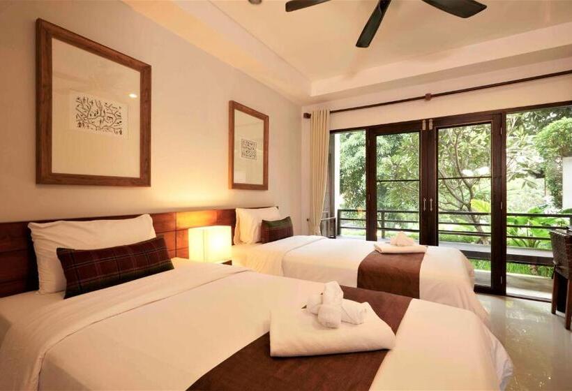 Номер Deluxe, Yoma Hotel, Pai