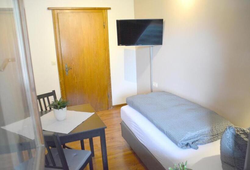 スタンダードシングルルーム, Pension Almhof Baumgarten