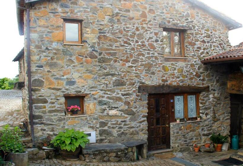 Дом 2 Спальни, Casa Da Barriada I