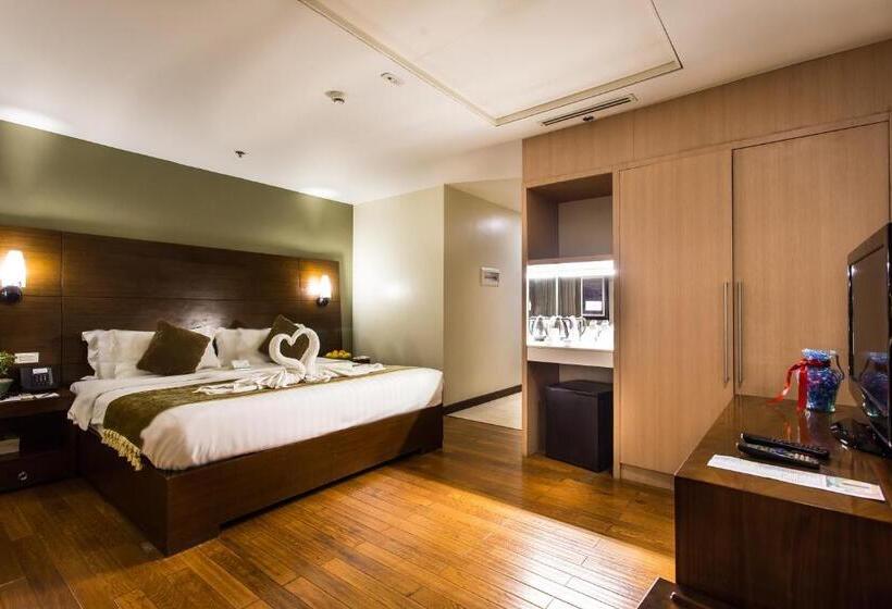 Camera Standard, Armada Hotel Manila