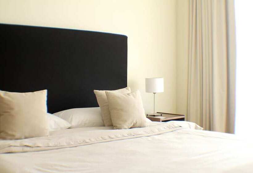 آپارتمان 1 خوابه, Art Suites & Gallery