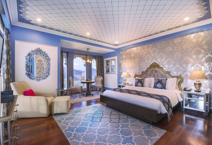 套房, Radisson Blu Udaipur Palace Resort & Spa