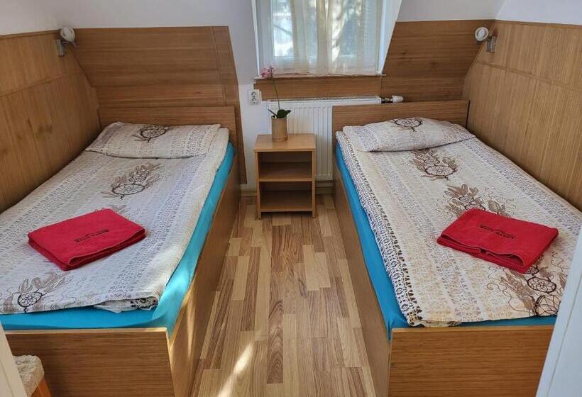 四人标准间, Pension Haus Baron 1 Neckarau