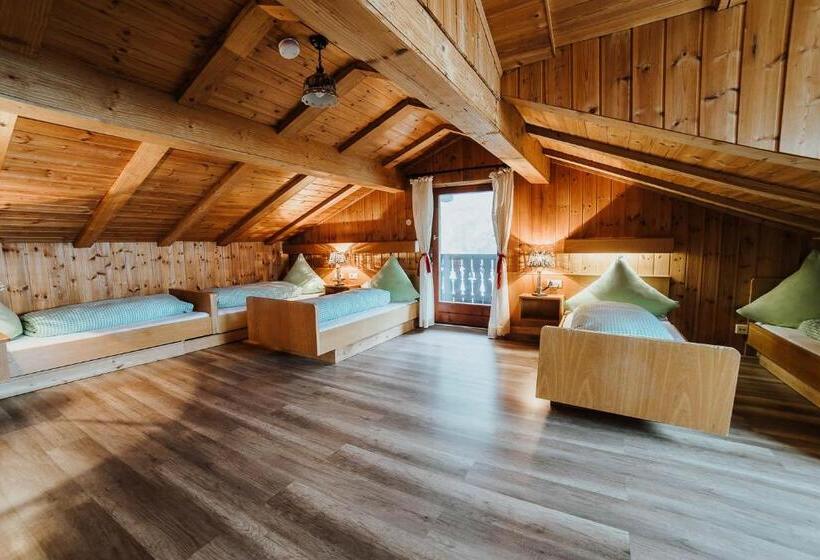 Семейный Номер, Berggasthof Hochpröller