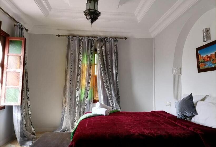 Номер Стандарт, Chambre D Hôtes Aya