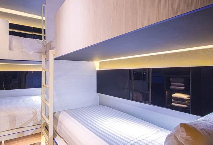 اتاق لوکس چهار تخته, Cube Family Boutique Capsule Hotel At Chinatown