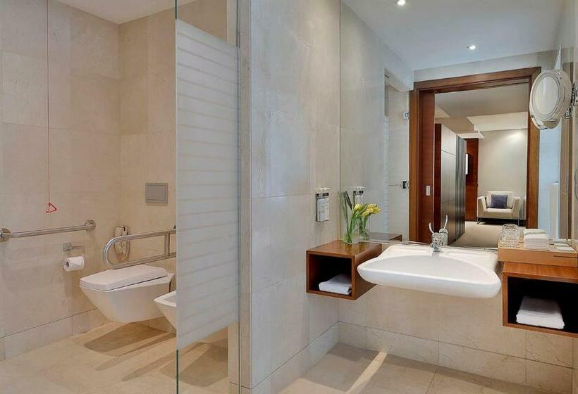 带大床的套房, Voco Dubai, An Ihg