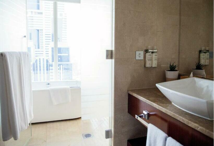 带大床的套房, Voco Dubai, An Ihg