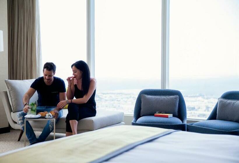 带大床的套房, Voco Dubai, An Ihg