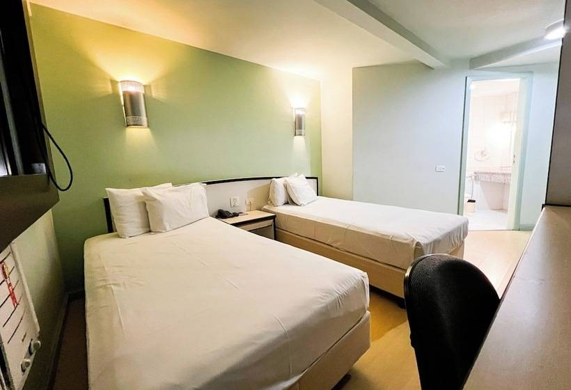 اتاق کلاسیک, Master Curitiba Hotel   1,6 Km Do Estádio Couto Pereira   Show