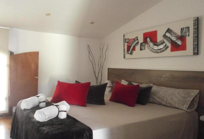 Suite with Terrace, A&e.escornalbou