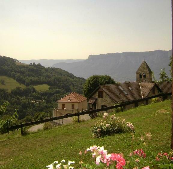 Семейное Студио, Gîte Le Cerf De Belledonne