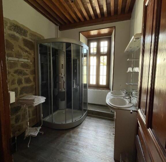 חדר דלוקס, Manoir Du Grail
