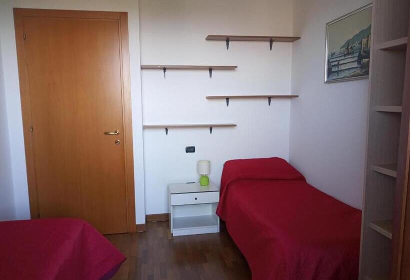Семейный Номер, B&b Dosso Quarel