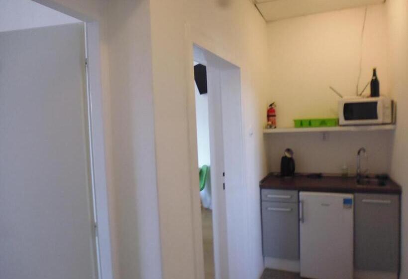 Дом 4 Спальни, Rodinný Penzion Kyjov