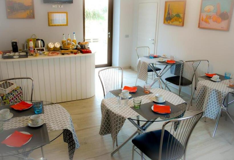 Четырехместный Номер Стандарт, Art Gallery B&b