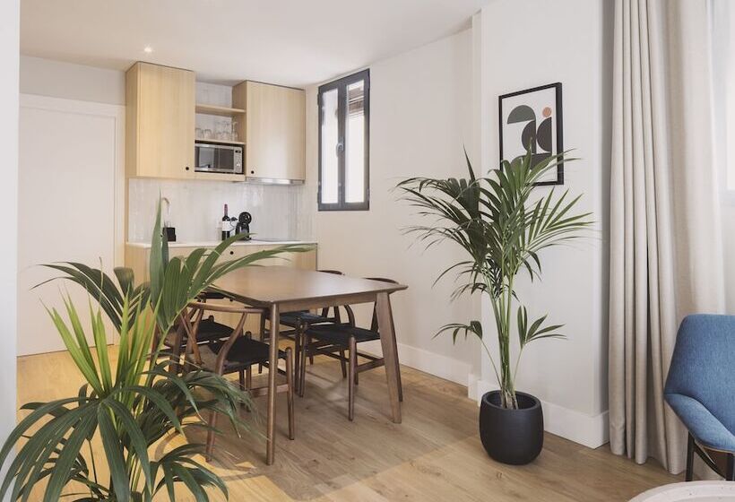 带1个卧室的顶楼公寓, Anderson City Flats
