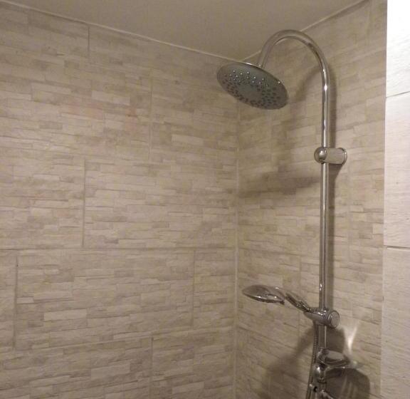 스위트, B&b Au Bord De La Source