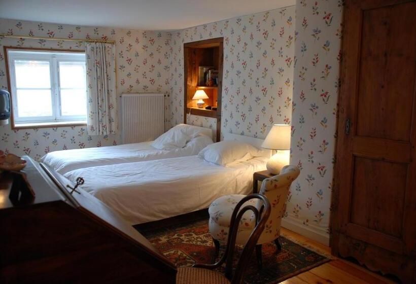 Номер Стандарт, Chez Jacotte Et Elia