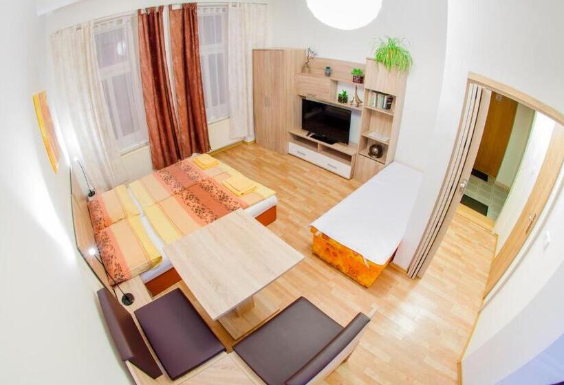 침실 1개 아파트, Apartmány   Penzion Smetanka