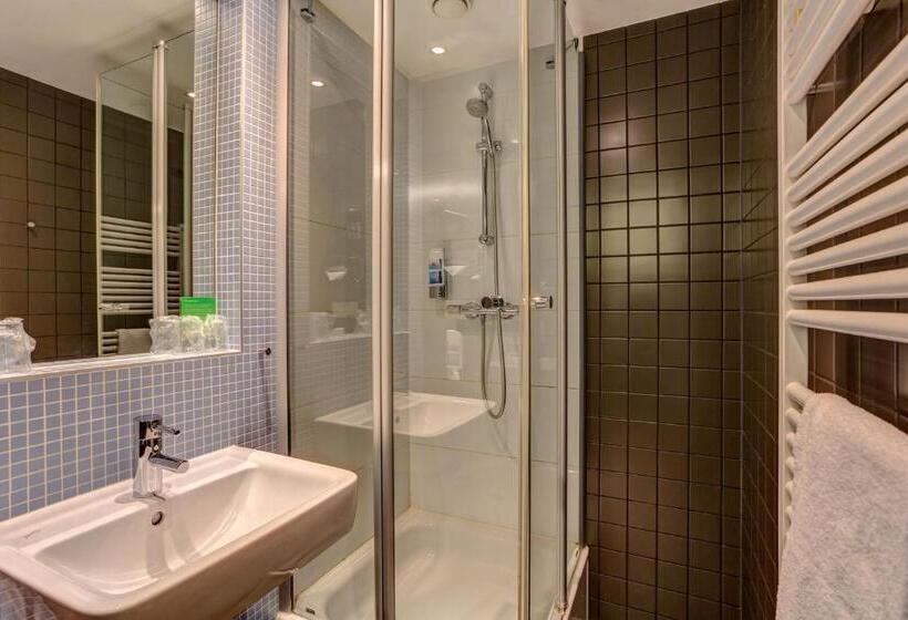 اتاق استاندارد, Meininger Hotel Berlin Airport
