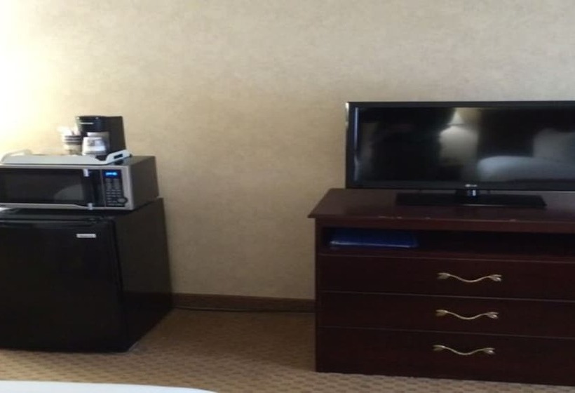 Номер Стандарт 2 Двуспальные Кровати, Best Western Dartmouth new Bedford