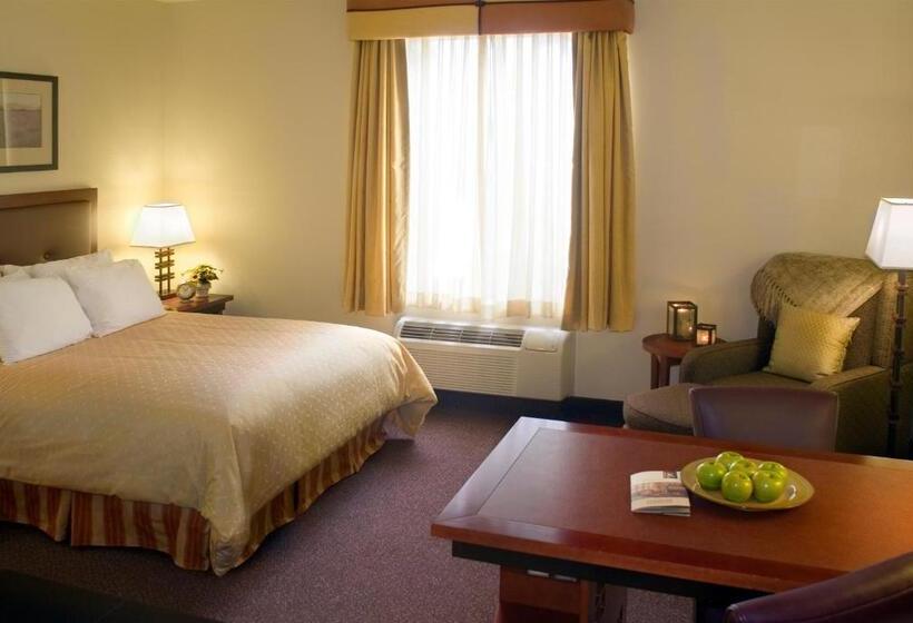 Студия Стандарт, Larkspur Landing Extended Stay Suites Hillsboro