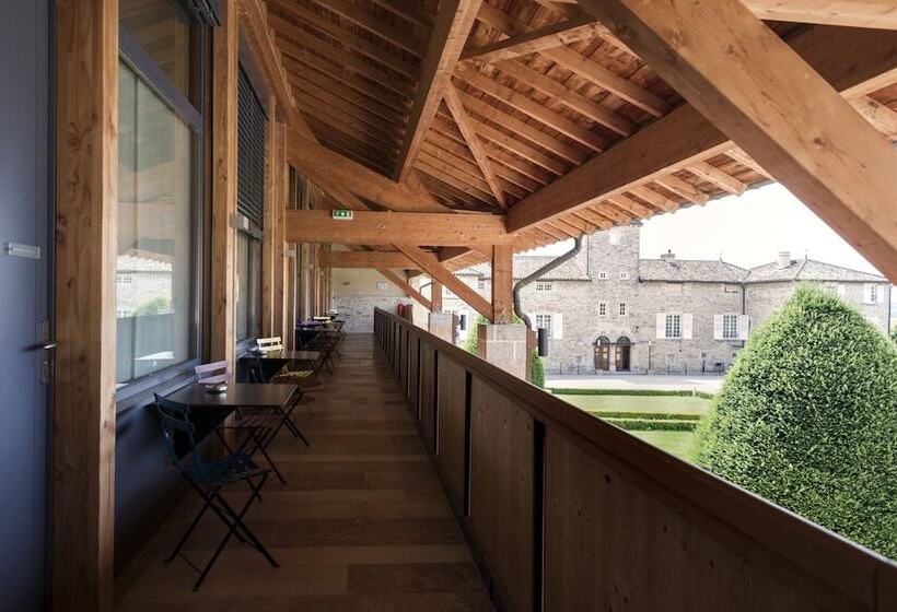 Номер Стандарт, Hôtel Restaurant Le Château De Besseuil, Mâcon Nord   Teritoria