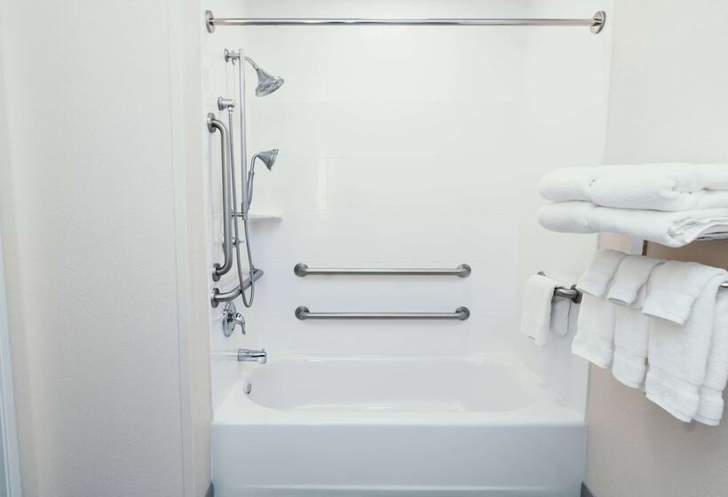 Люкс Адаптированный для Инвалидов, La Quinta Inn & Suites By Wyndham Ankeny Ia   Des Moines Ia