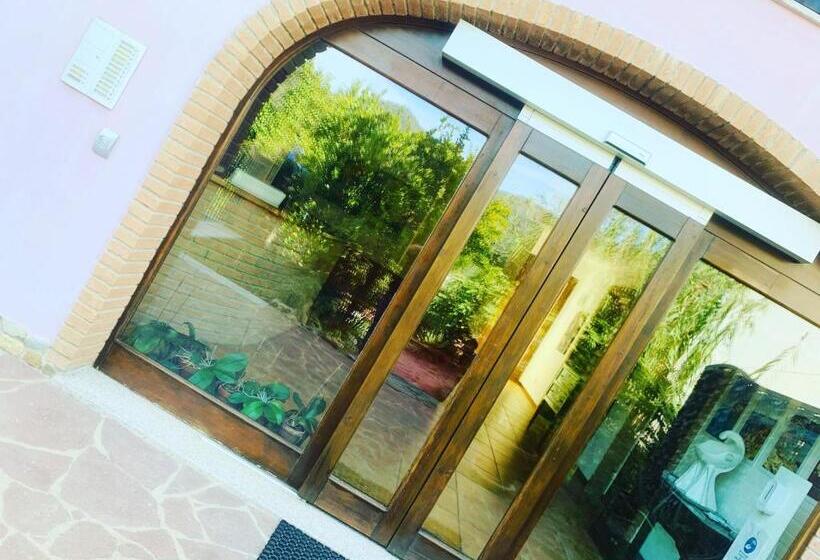 Апартаменты 1 Спальня, Residenza Locci  Rooms & Apartments