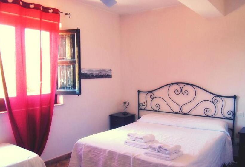 Четырехместный Номер Стандарт, Il Casale Delle Rose