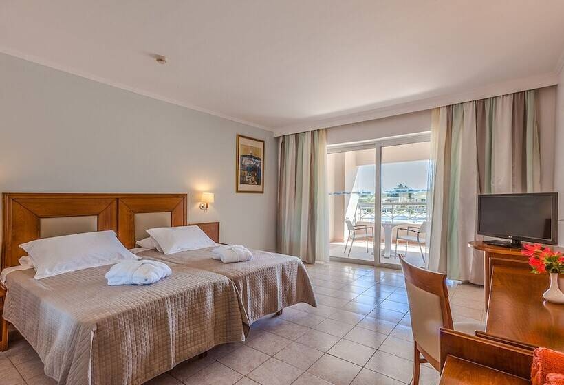 小型套房, Kipriotis Maris Suites