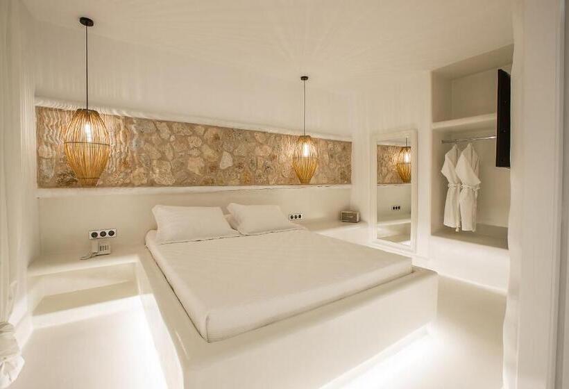 자쿠지 스위트, Paros Palace